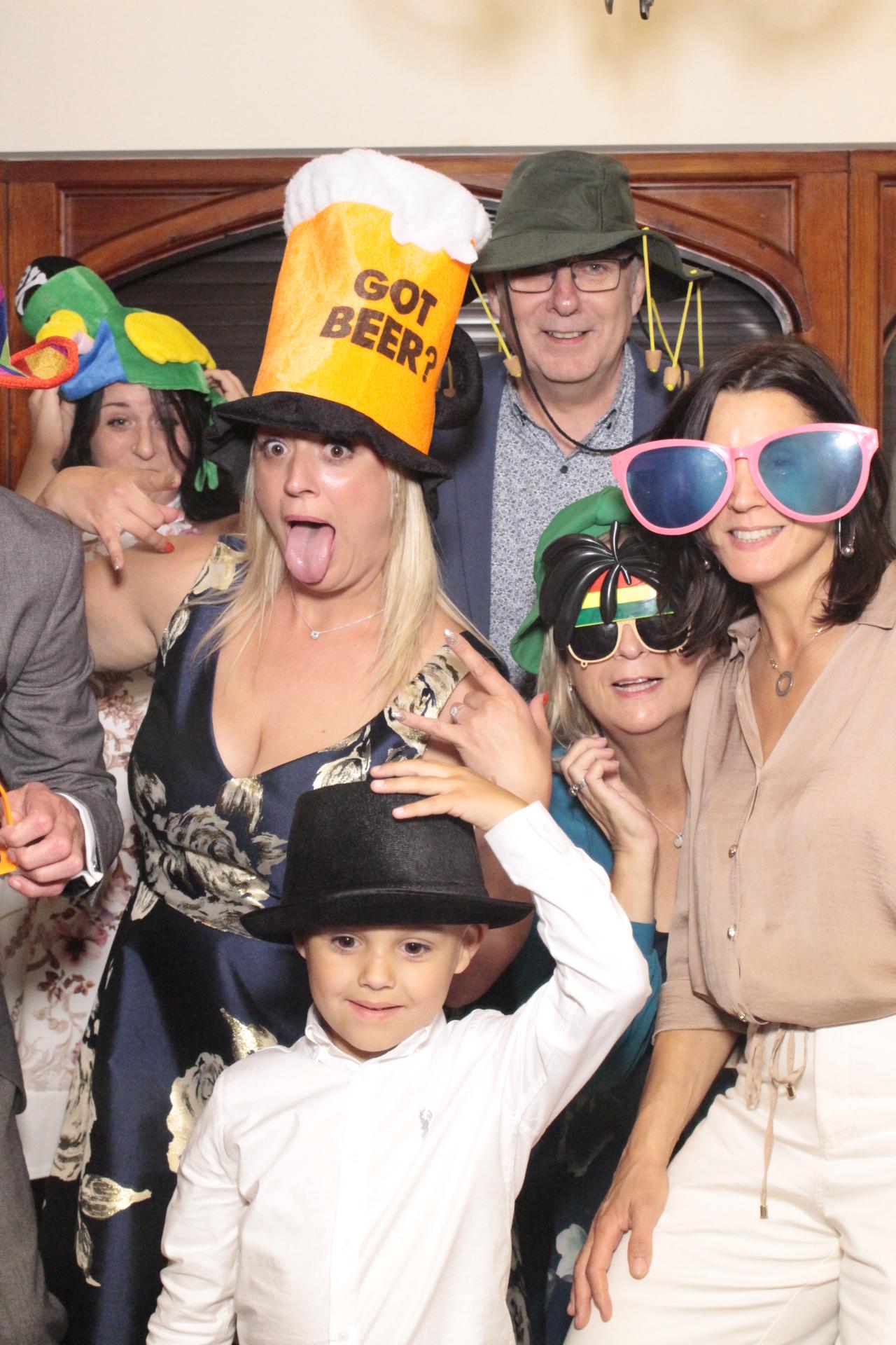Laura and Mo's Wedding | View more photos from the event at gallery.myphotoboothexperience.co.uk/u/MyPhotoBoothExperienceLtd/Laura-and-Mos-Wedding